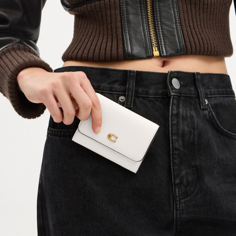 Coach Essential Flap Card Case Brass Chalk