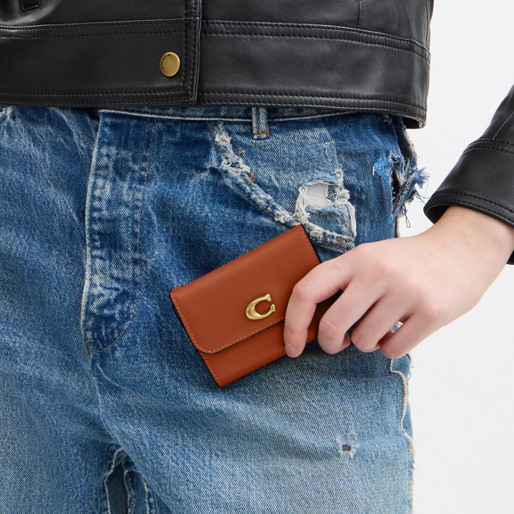 Coach Essential Card Holder Wallet Brass Dark Fuchsia
