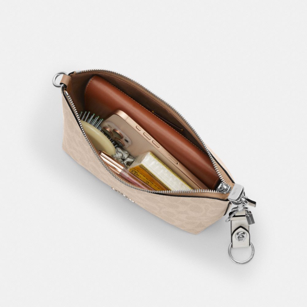 Caitlin Shoulder Bag In Signature Canvas