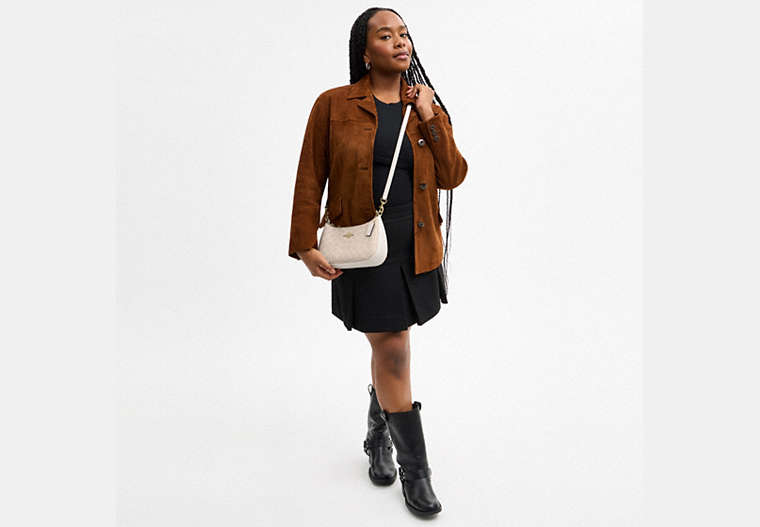 Teri Shoulder Bag In Signature Canvas