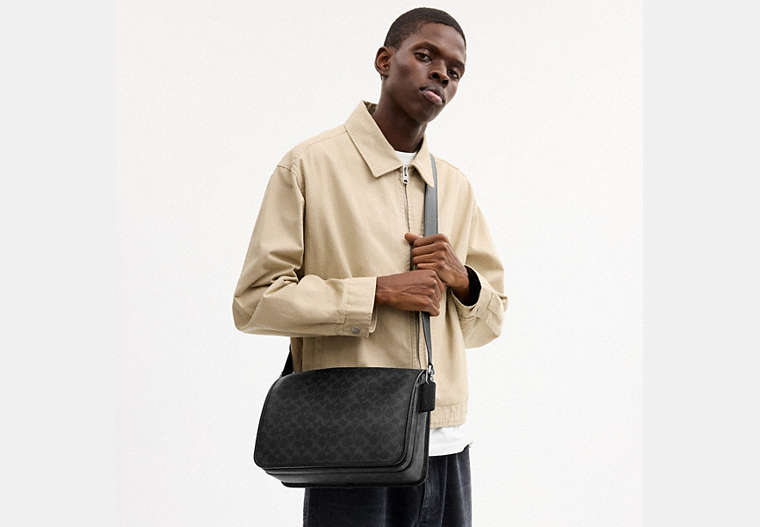 Colby Messenger Bag 32 In Signature Canvas