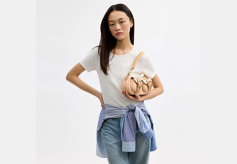 Ashton Shoulder Bag In Signature Leather