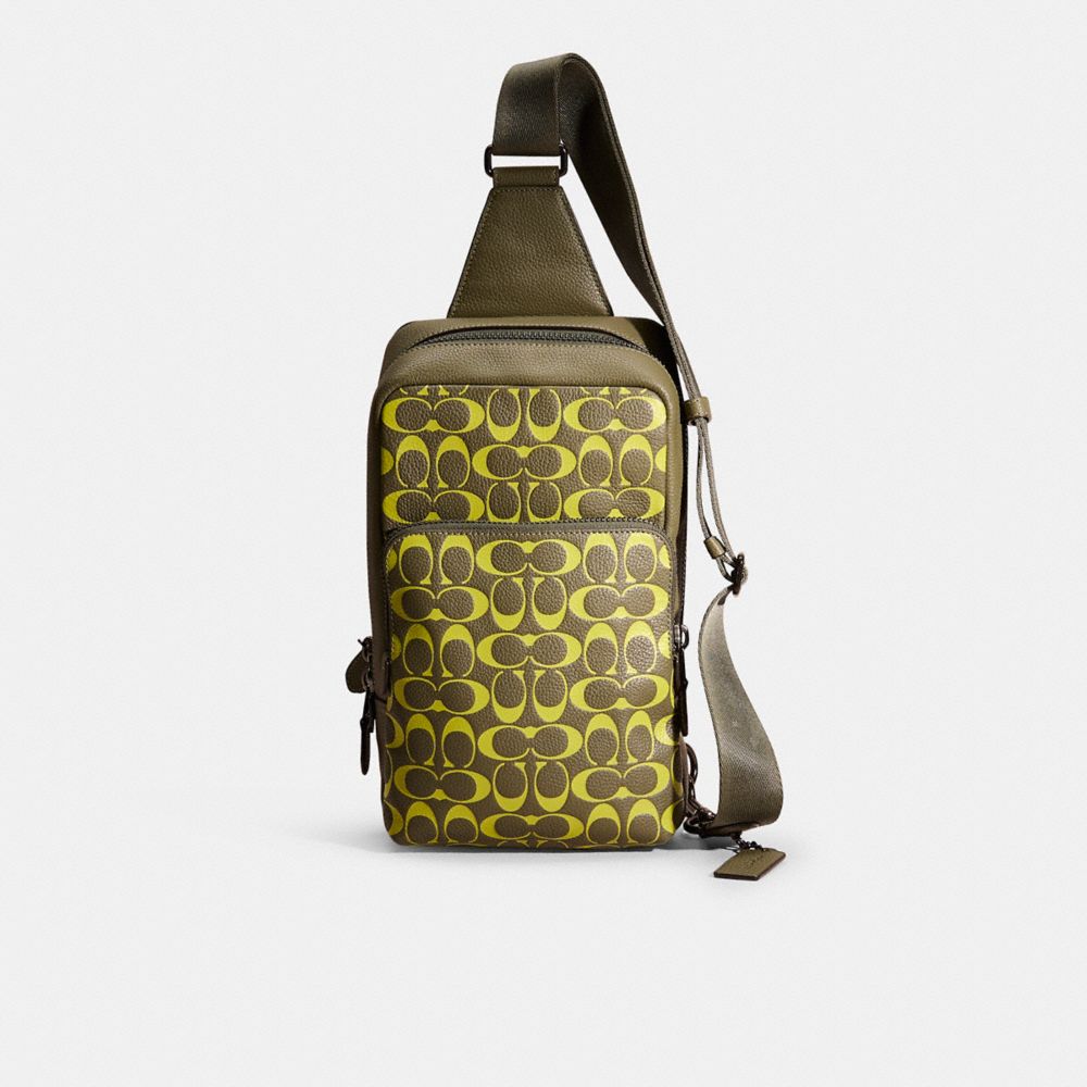 Restored Gotham Pack In Signature Leather