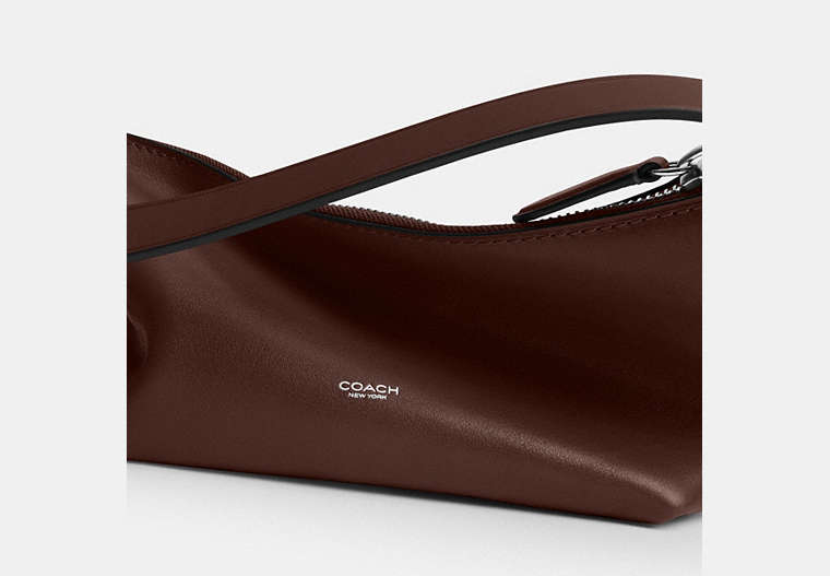 Mott Sling Bag 22