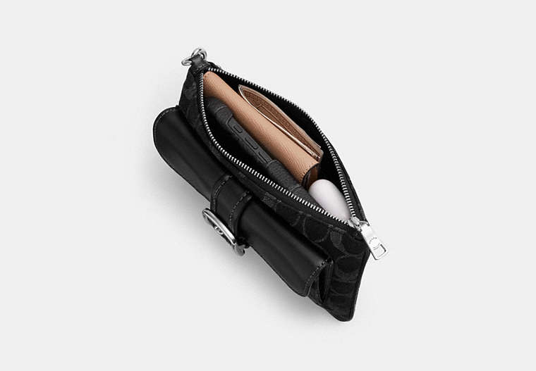 Ashton Wristlet In Signature Denim
