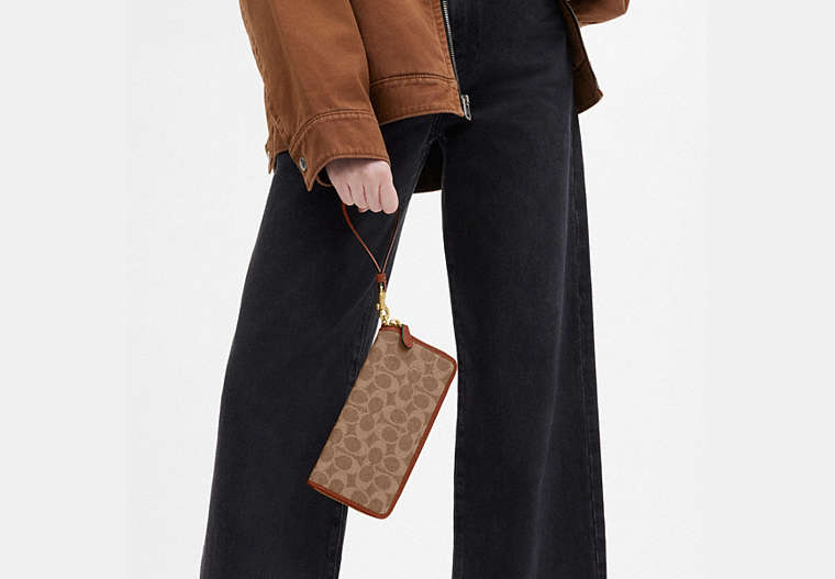 Essential Continental Wallet In Signature Canvas