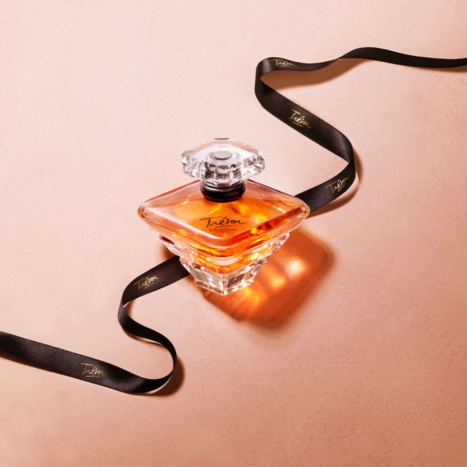 Lancome Tresor Eau De Parfum For Her Classic Rose (100 ml) - Lancome