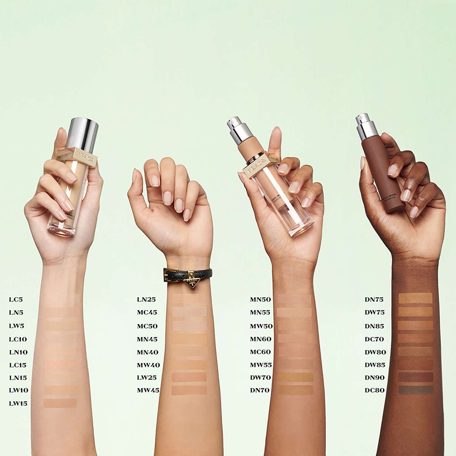 Prada Reveal Skin Optimizing Foundation - DN70 Dark Neutral (30 ml) - Prada