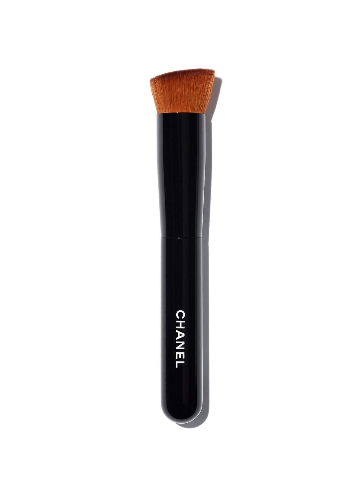 Chanel 2 - in - 1 Foundation Brush Fluid and Powder N°101