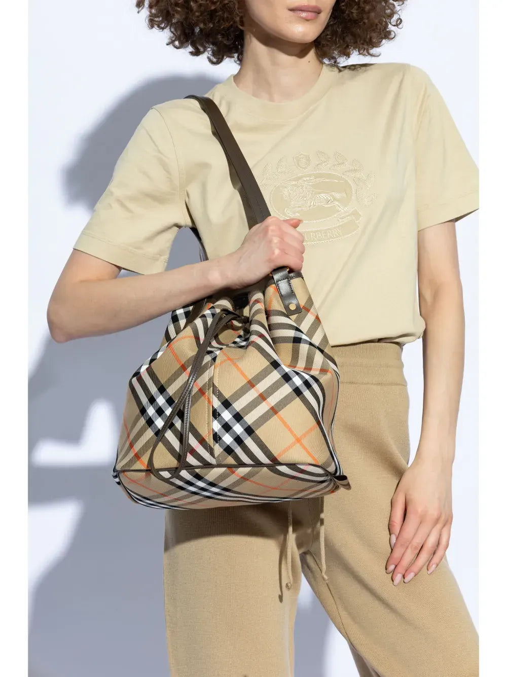 Vintage Check bucket shoulder bag