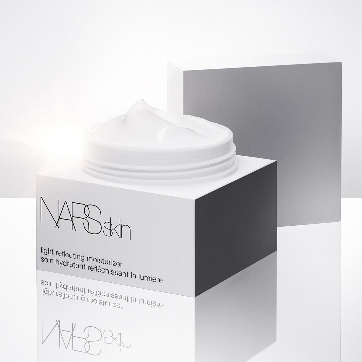 NARS Light Reflecting Moisturizer