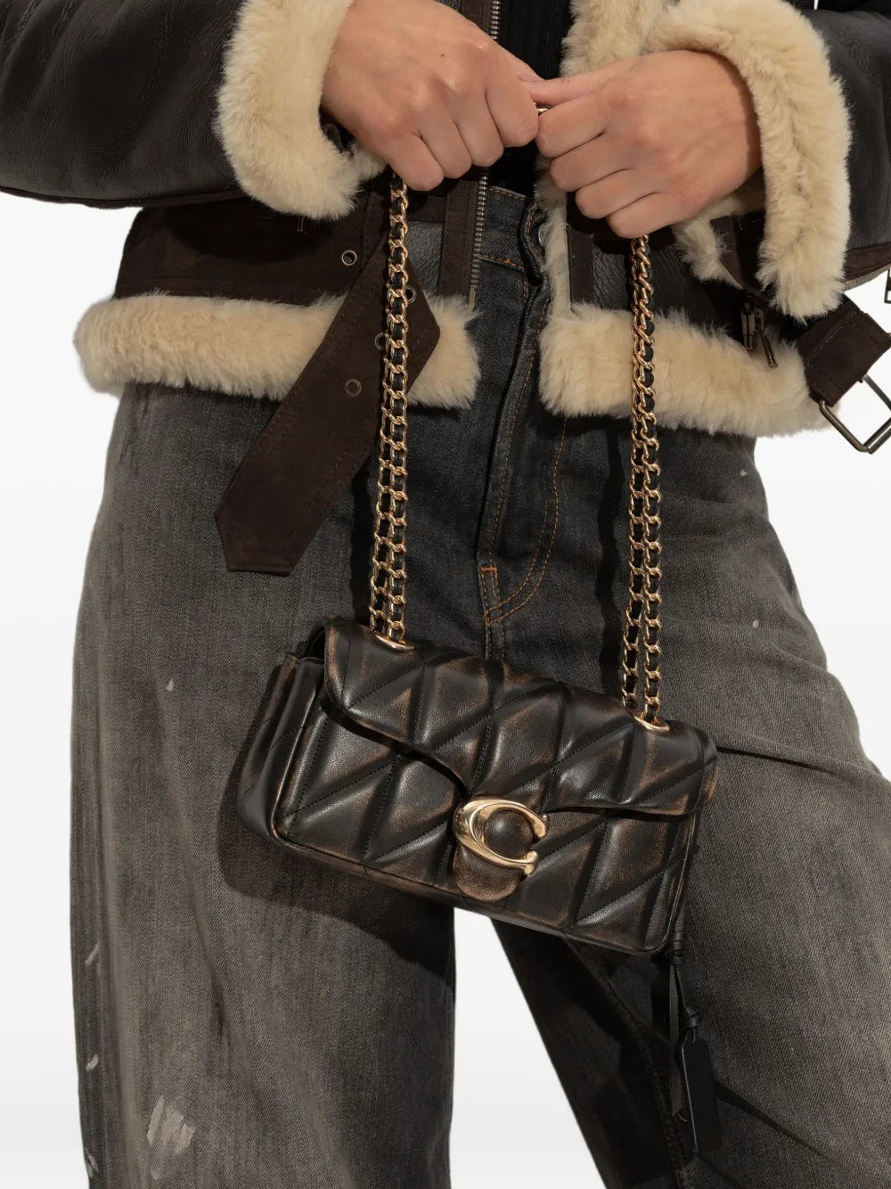 quilted chain shouder bag