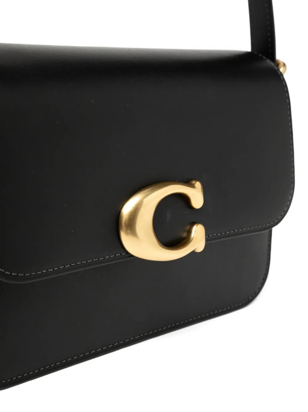 Refined shoulder bag
