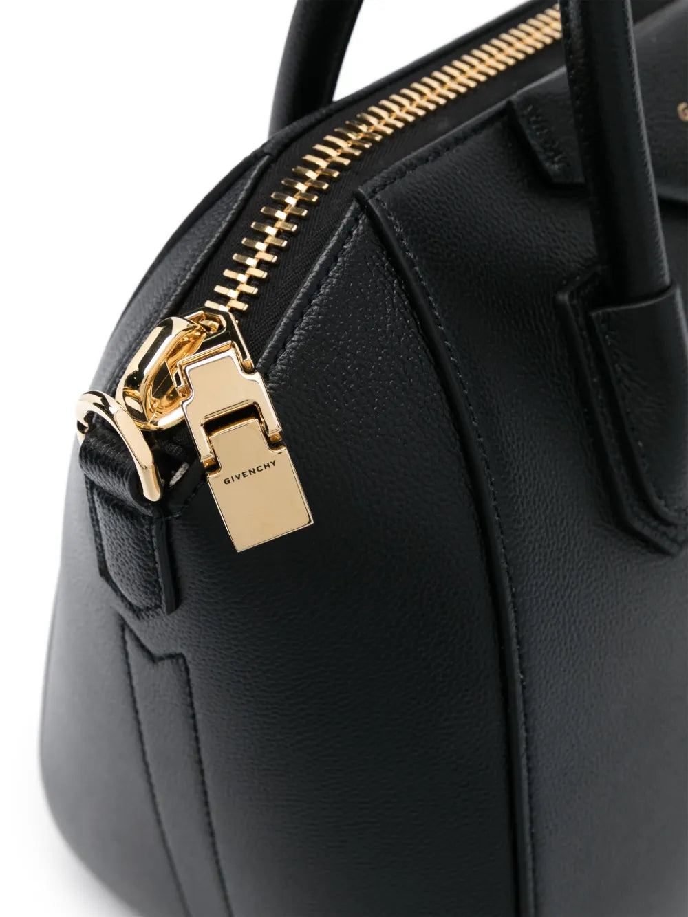 small Antigona leather bag