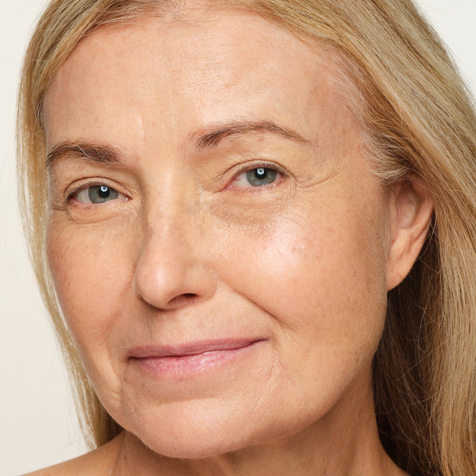 Chantecaille Sheer Glow Rose Face Tint