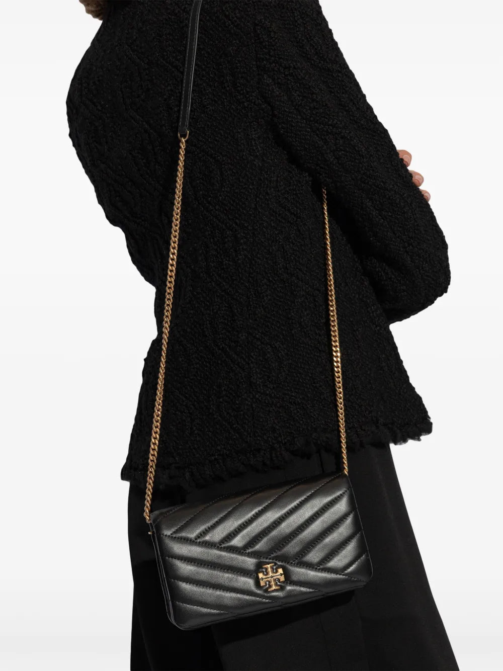 Kira Chevron Chain wallet