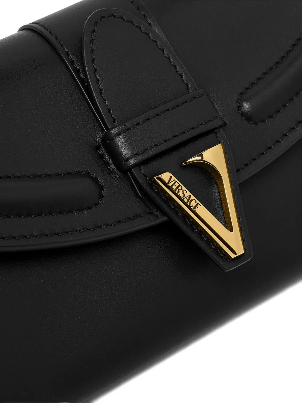 V-logo chain clutch bag