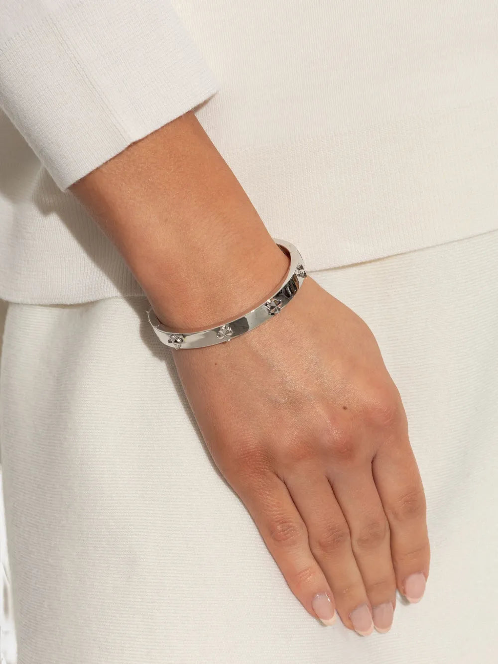clover-embellished bangle bracelet