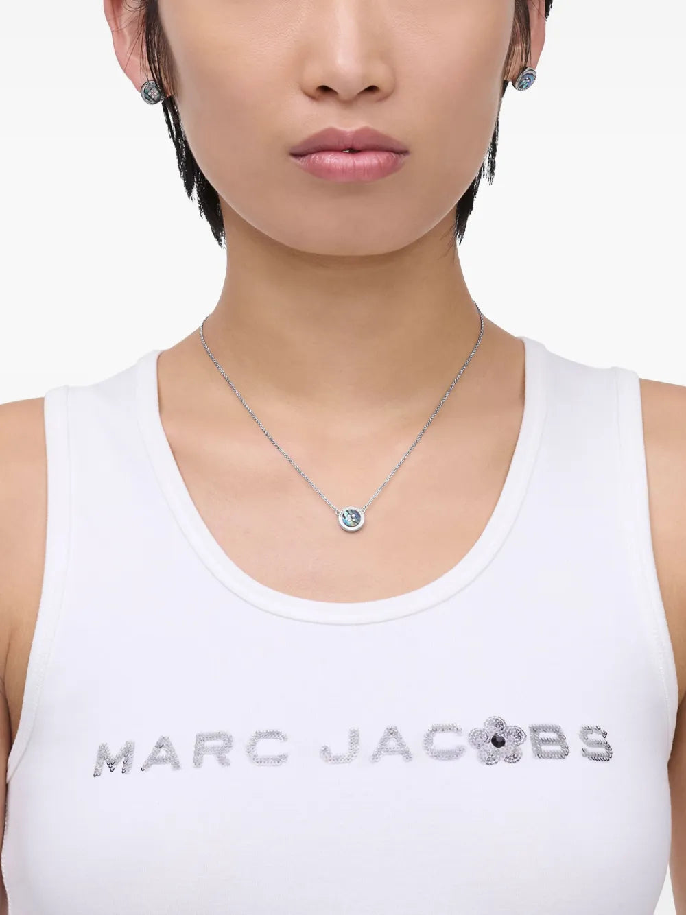 Button necklace