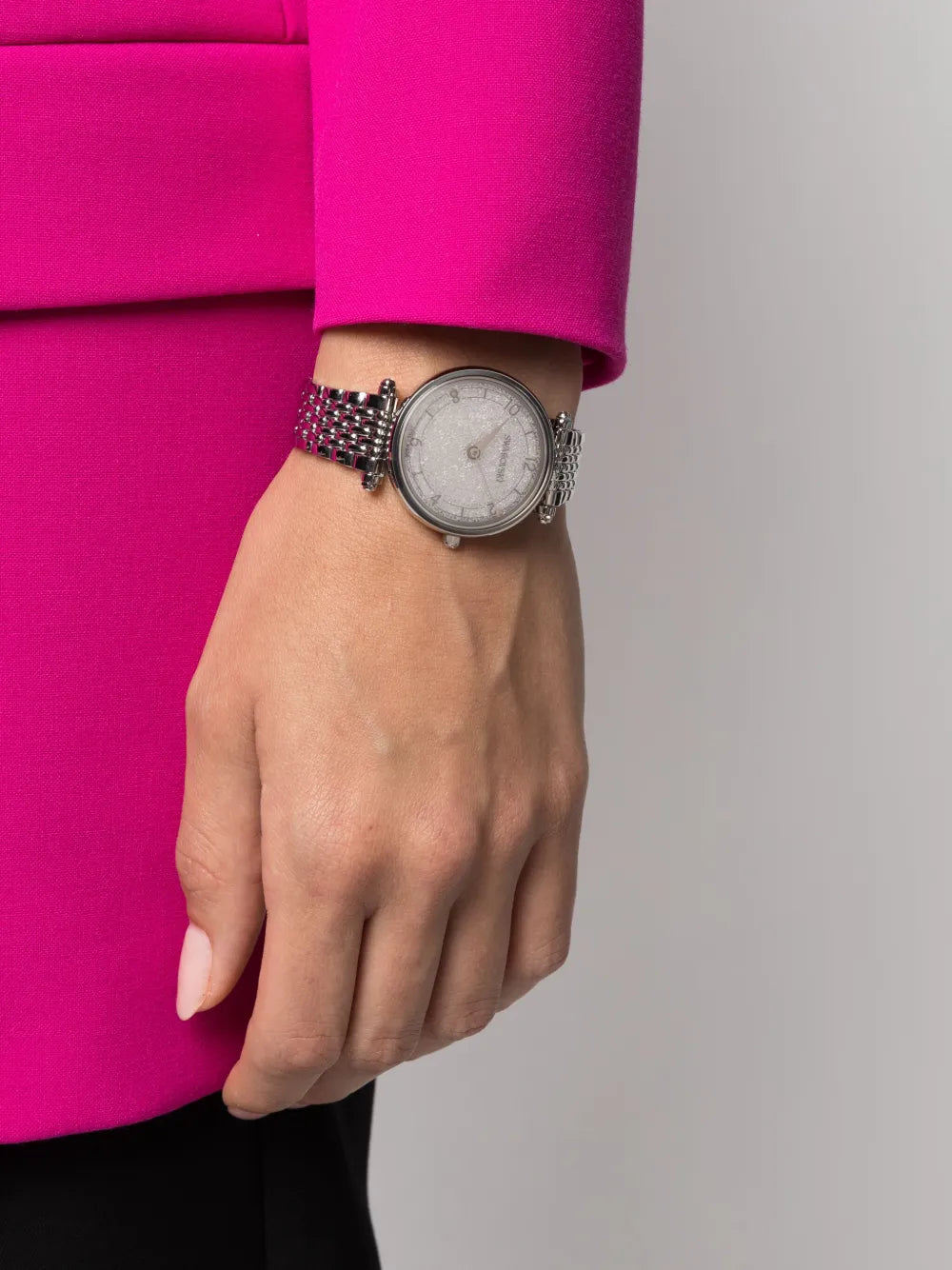 Crystalline Wonder round watch