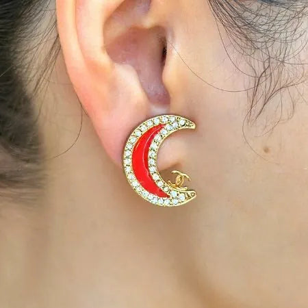JT210 - CHANEL Vintage Crescent Moon Crystal Gold Plated Clip-On Earrings