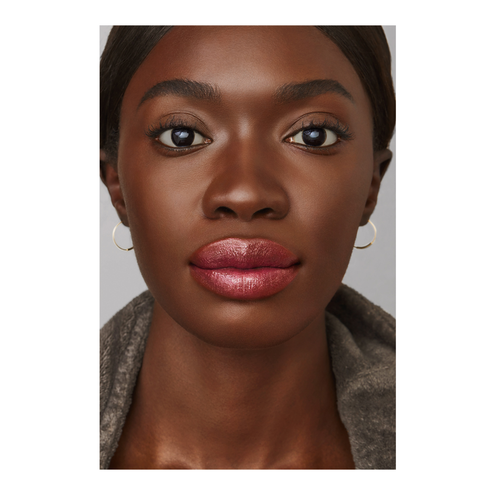 Pure Color Revitalizing Crystal Lip Balm