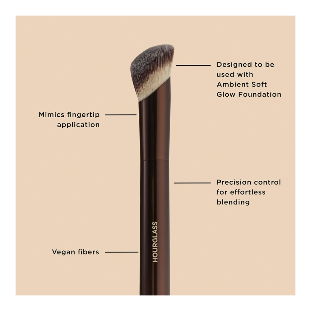 Ambient Soft Glow Foundation Brush