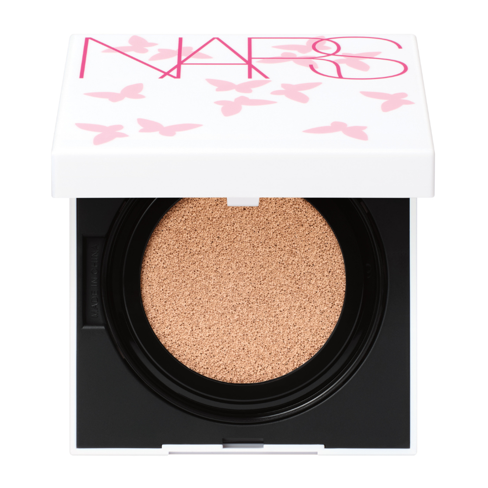Natural Radiant Longwear Cushion Case (Beauty Transformed Limited Edition)