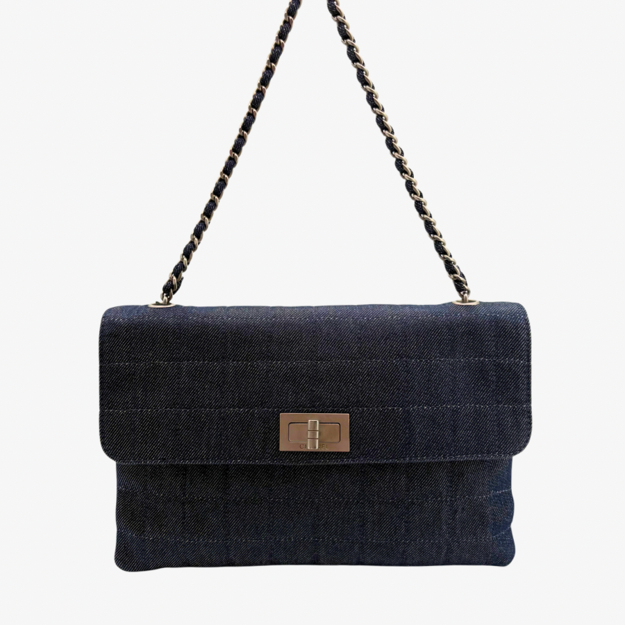 CS087 - CHANEL Vintage Dark Blue Denim Chocolate Bar Flap Bag