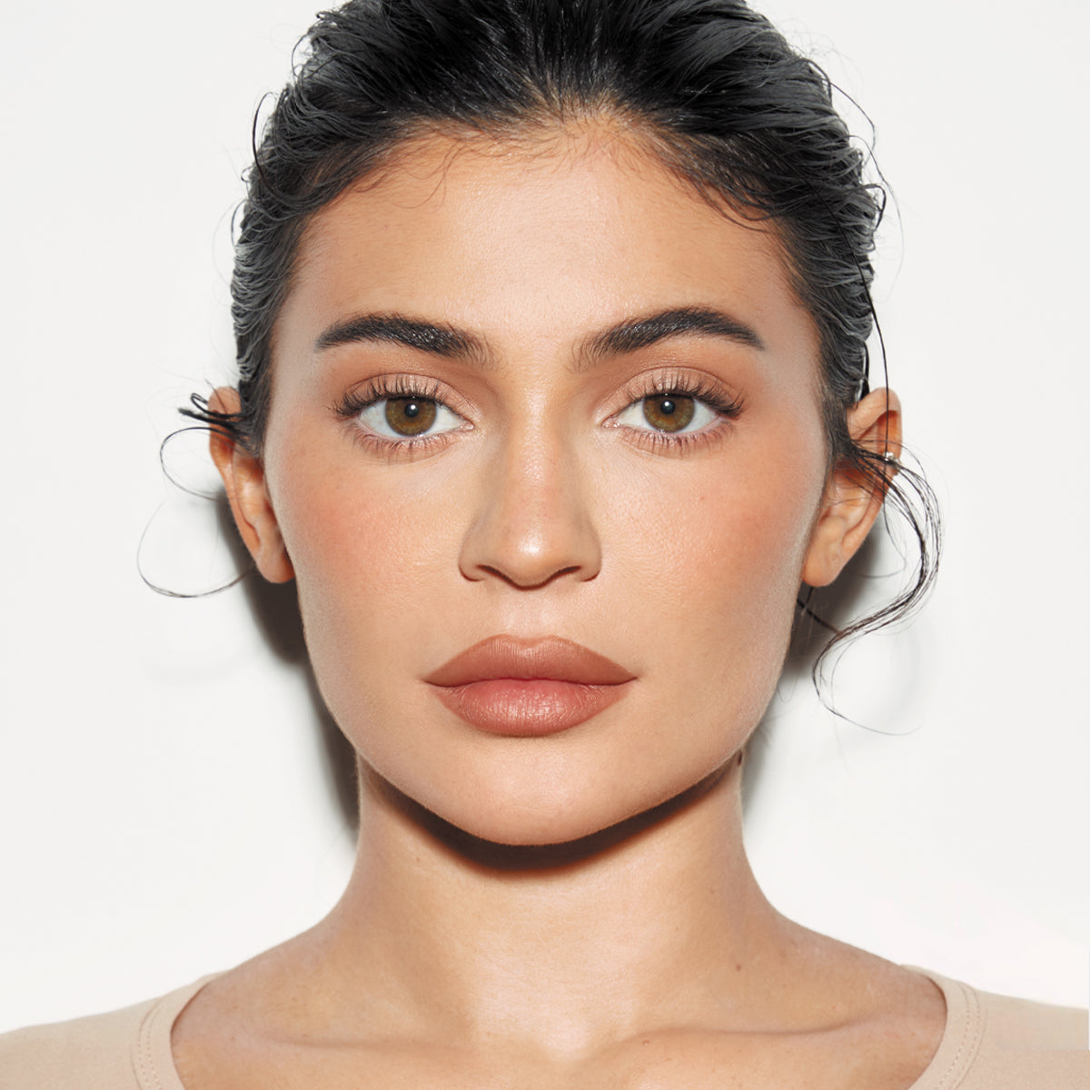 Kylie-Cosmetics Kylie's Concealer Campaign Look Bundle