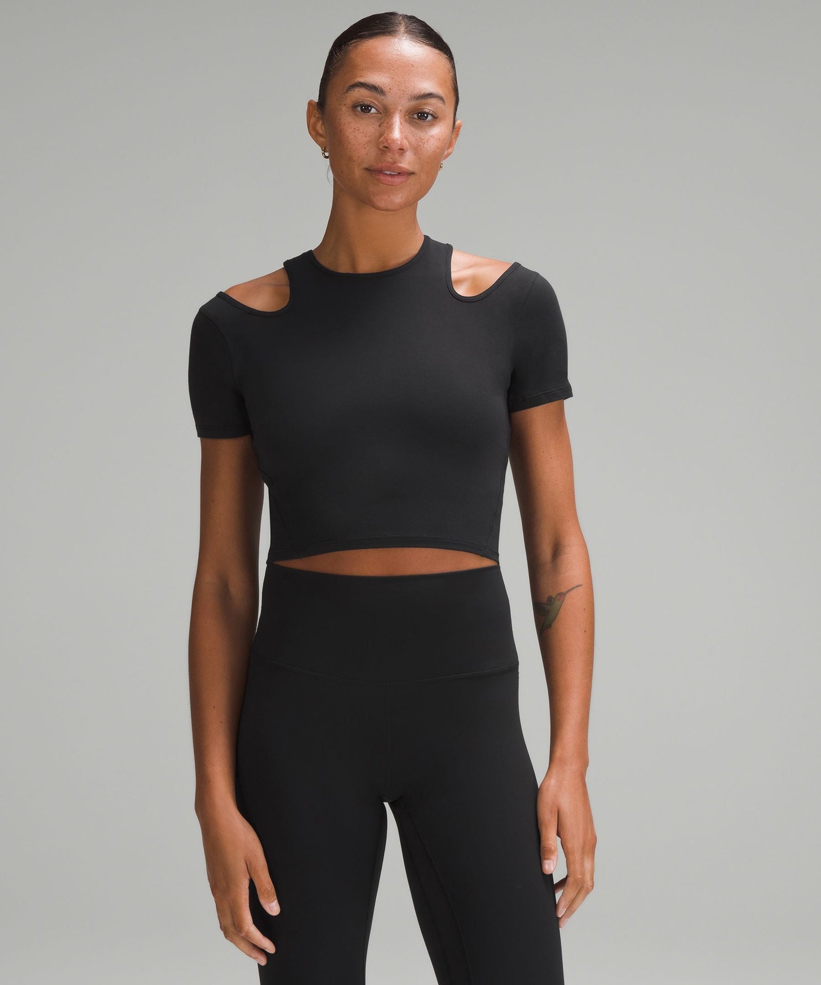 Lululemon Women's Shoulder Cut-Out Yoga T-Shirt