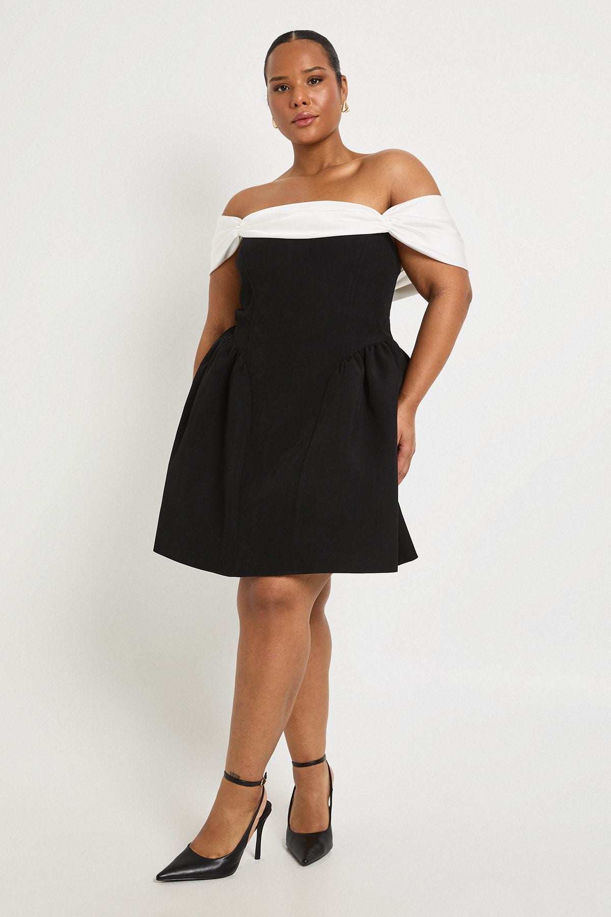 Plus Contrast Drape Detail Mini Skater Dress