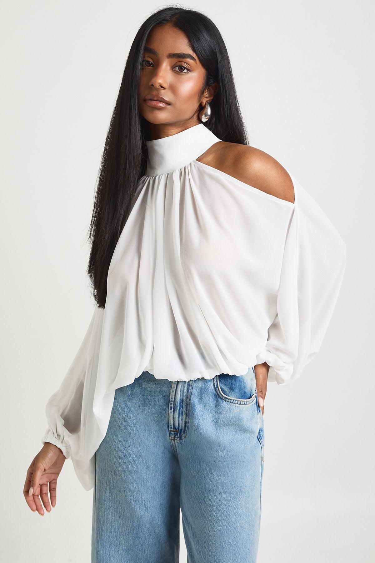 Chiffon Cold Shoulder Volume Sleeve Blouse